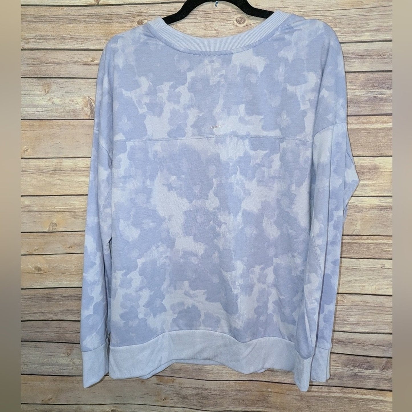 Women's Lavender Tie-Dye Crewneck Sweatshirt Size XL Soft Casual Lounge Pullover