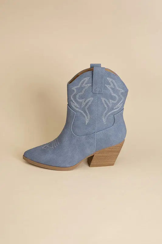 Blazing-S Western Boots - Scarlett's Riverside Boutique 