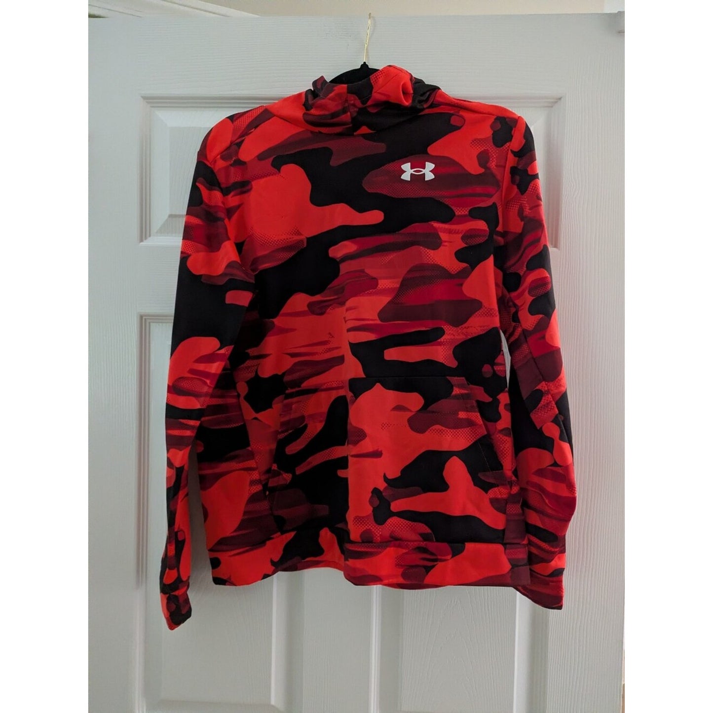 Under Armour Boys Youth XL Red Black Camo Hoodie Loose Fit Fleece Pullover