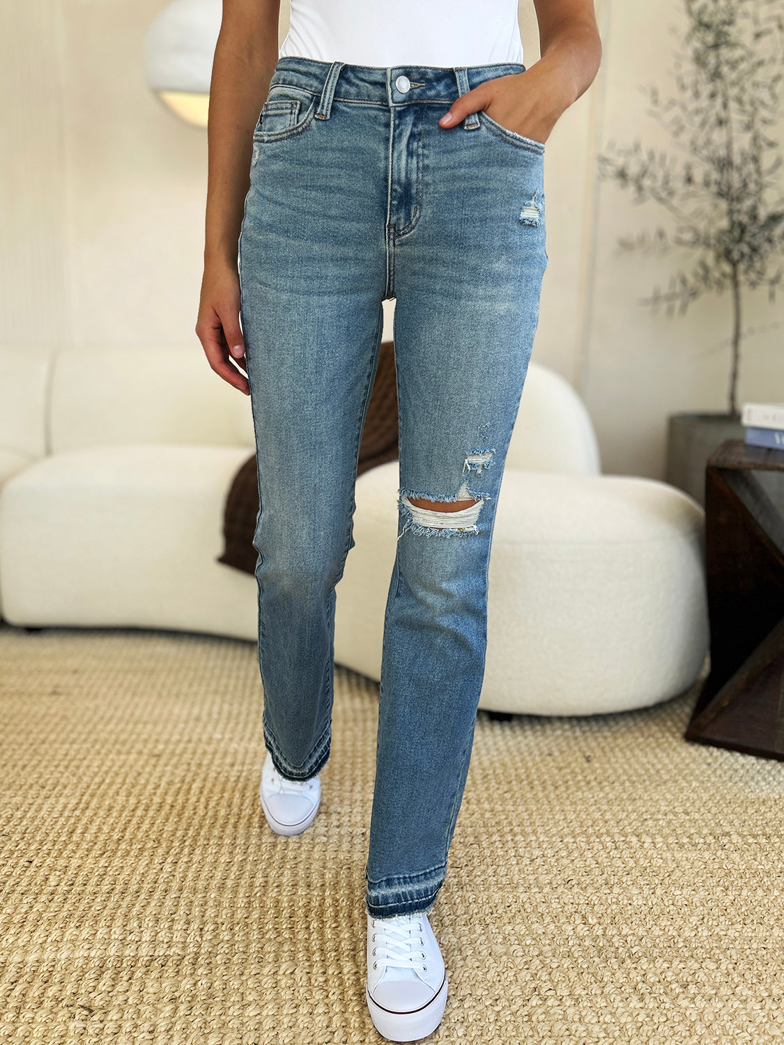 Judy Blue Full Size Mid Rise Jeans. 32" and 32.5" inseam - Scarlett's Riverside Boutique 