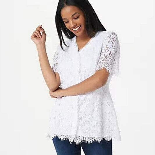 White Lace Button Front Blouse S. M V Neck Short Sleeve Romantic Top. #C22