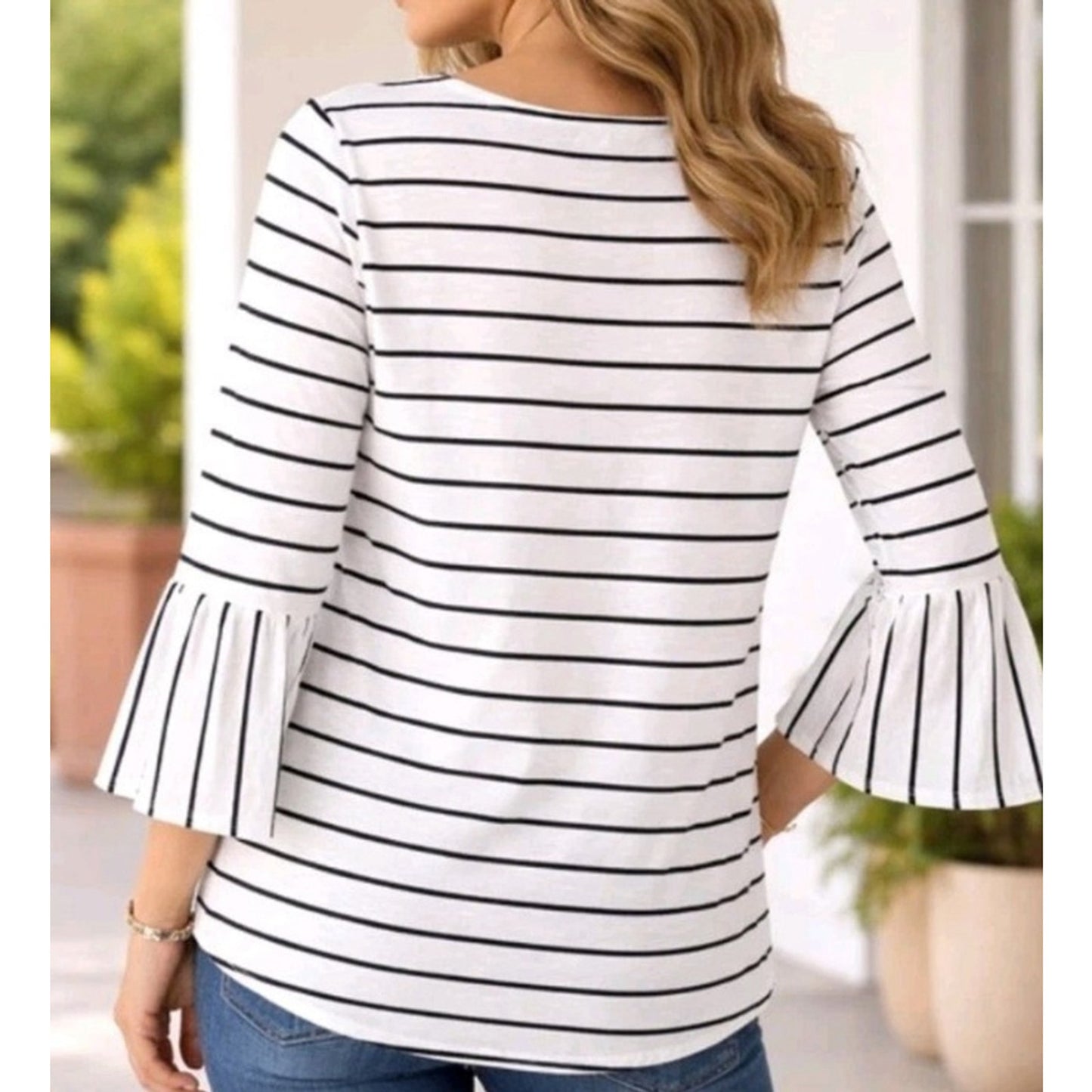 Jones New York Signature XL Striped Bell Sleeve Zip Neck Top White Black
