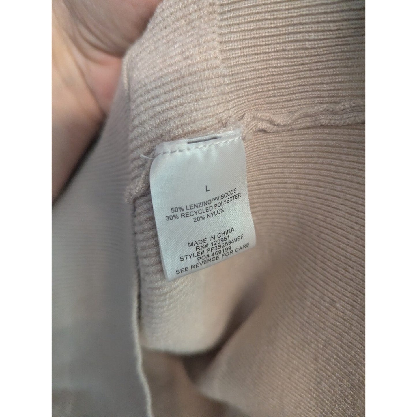PINQUE Design Studio Sweater Women’s L Beige V Neck Puff Sleeve Knit Pullover