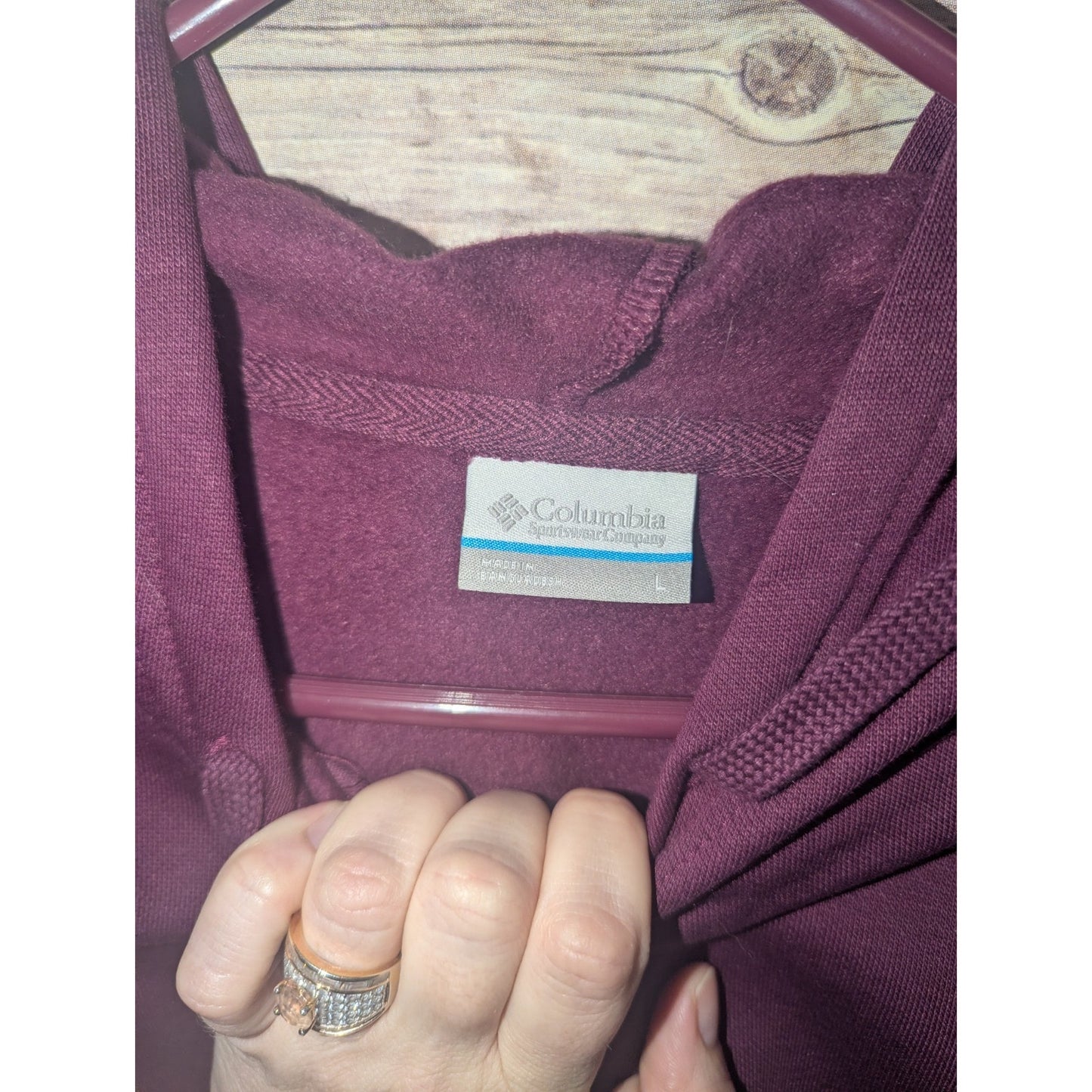 Columbia Trek Graphic Treatment Hoodie Women’s Large Burgundy Pullover Sweatshir