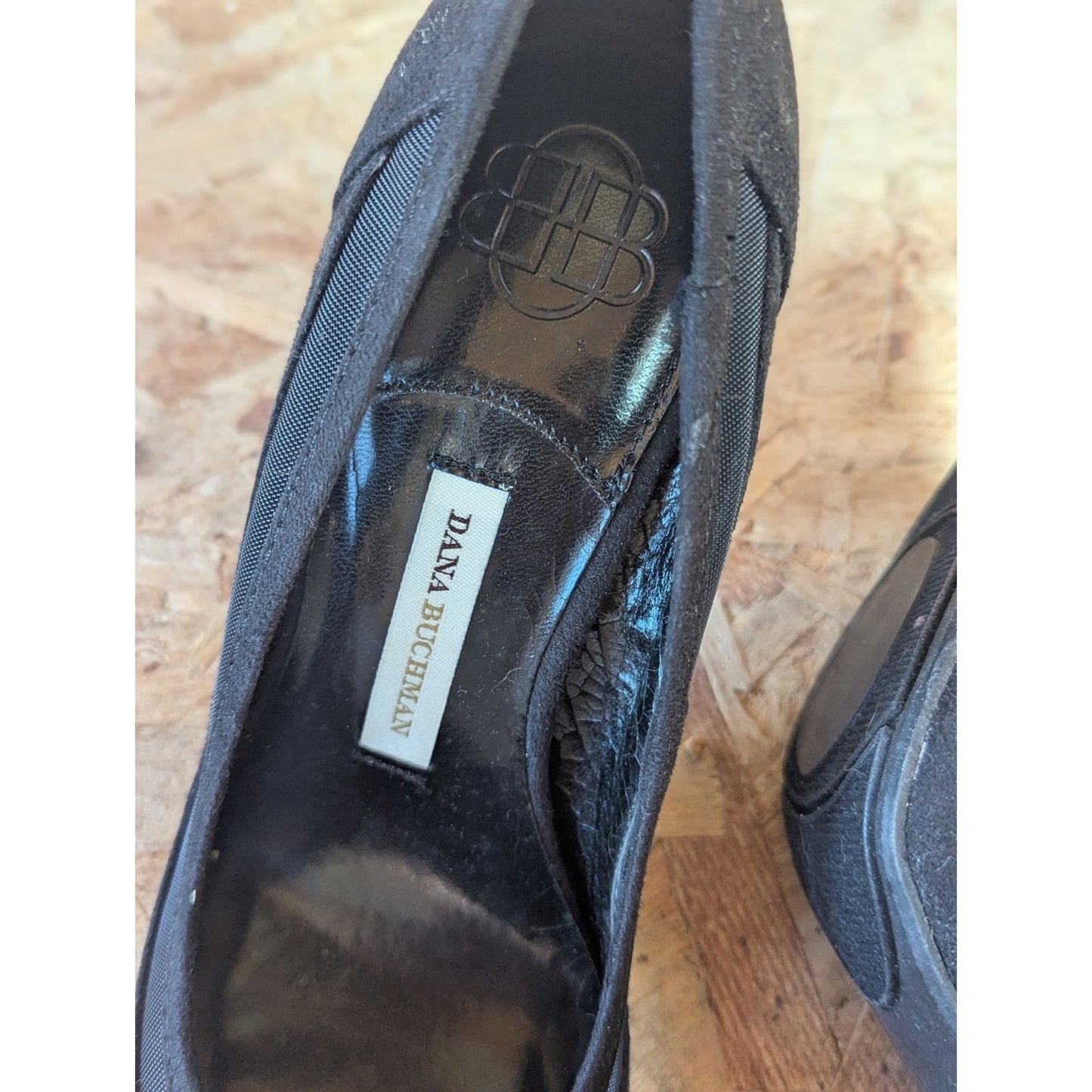 Dana Buchman Black Pointed Toe Wedges Size 9 Rhinestone Accent Dress Shoes