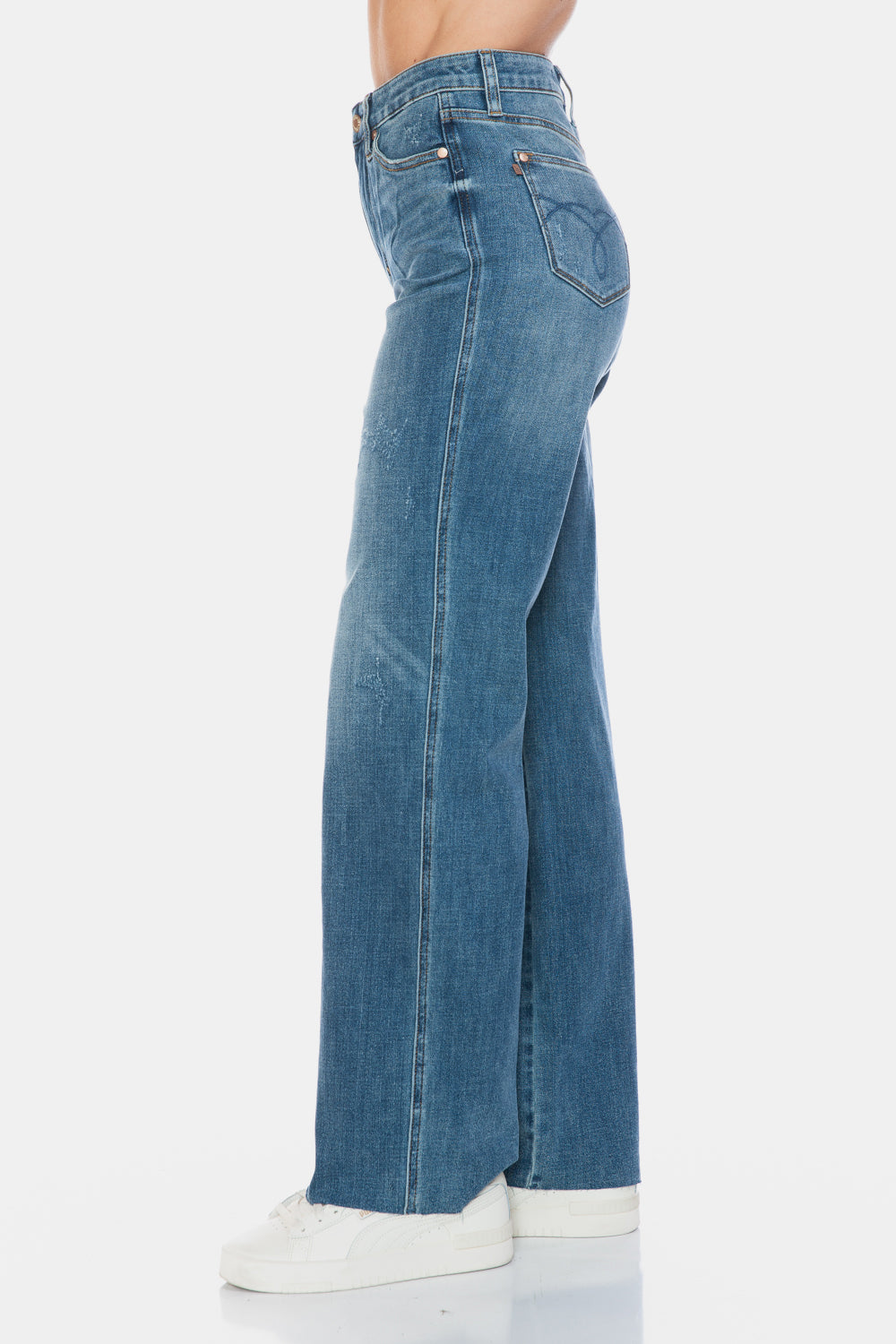 Judy Blue, Tummy Control Cut Raw Hem jeans. Inseam 33" and 33.5" - Scarlett's Riverside Boutique 