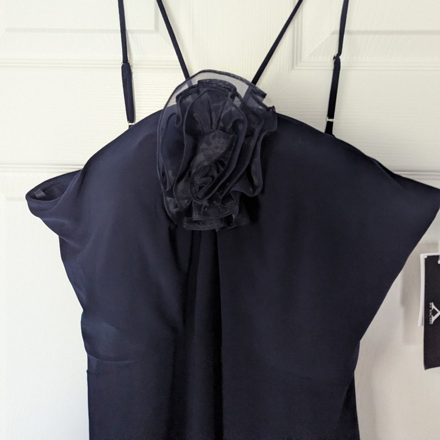 NWT XSCAPE Women’s Size 14 Navy Rosette Halter Gown Formal Evening Dress #G41