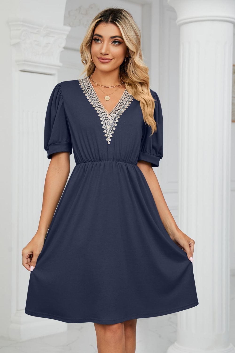 Contrast V-Neck Puff Sleeve Pocket Dress - Scarlett's Riverside Boutique 