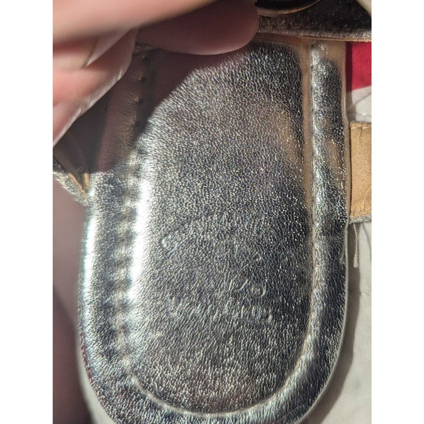 Women’s Size 8 Silver Metallic Rhinestone Thong Sandals Flat Ankle Strap Shoes