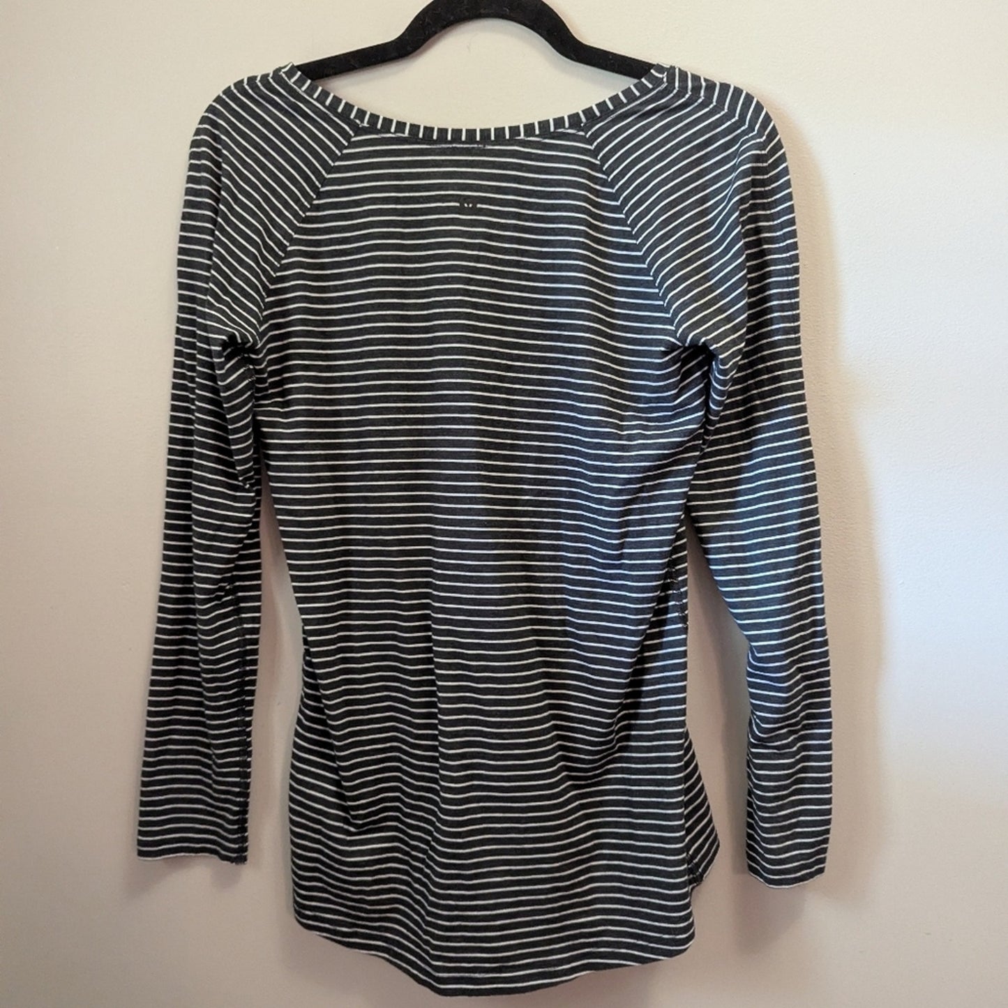 Lululemon, Basic Striped Black and White Women's Top. Sz S