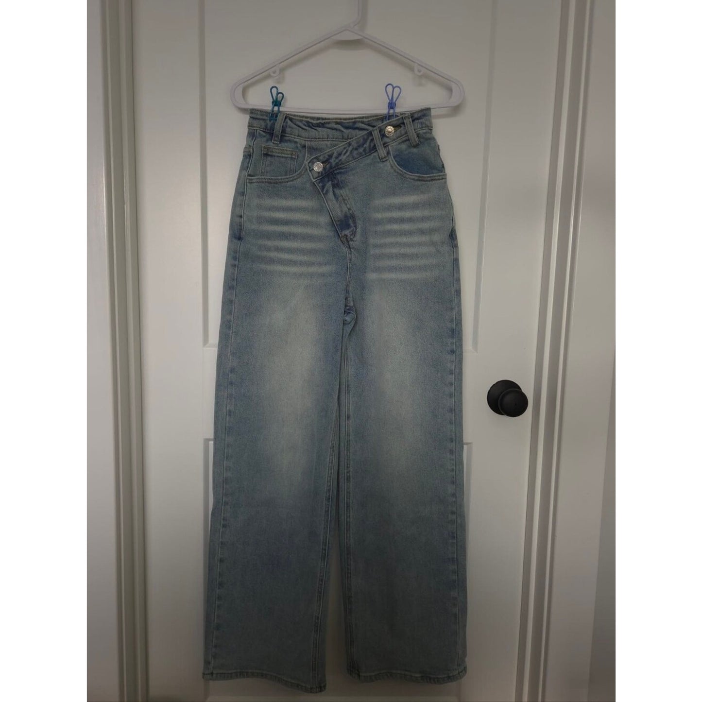 Commense Light Wash Wide Leg Women’s Jeans. NWTs Sz CS