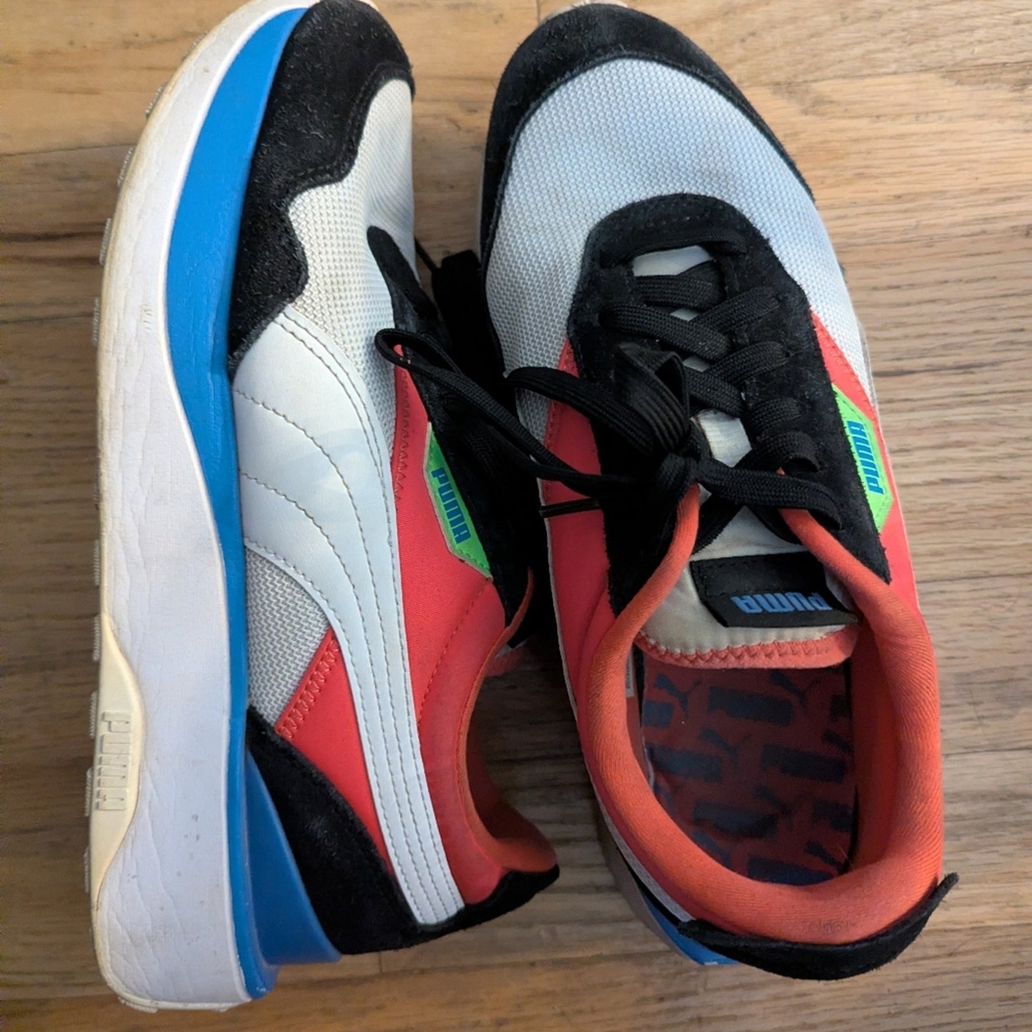 Retro PUMA Women's Running Sneakers SZ 8.5- Blue/Pink/White
