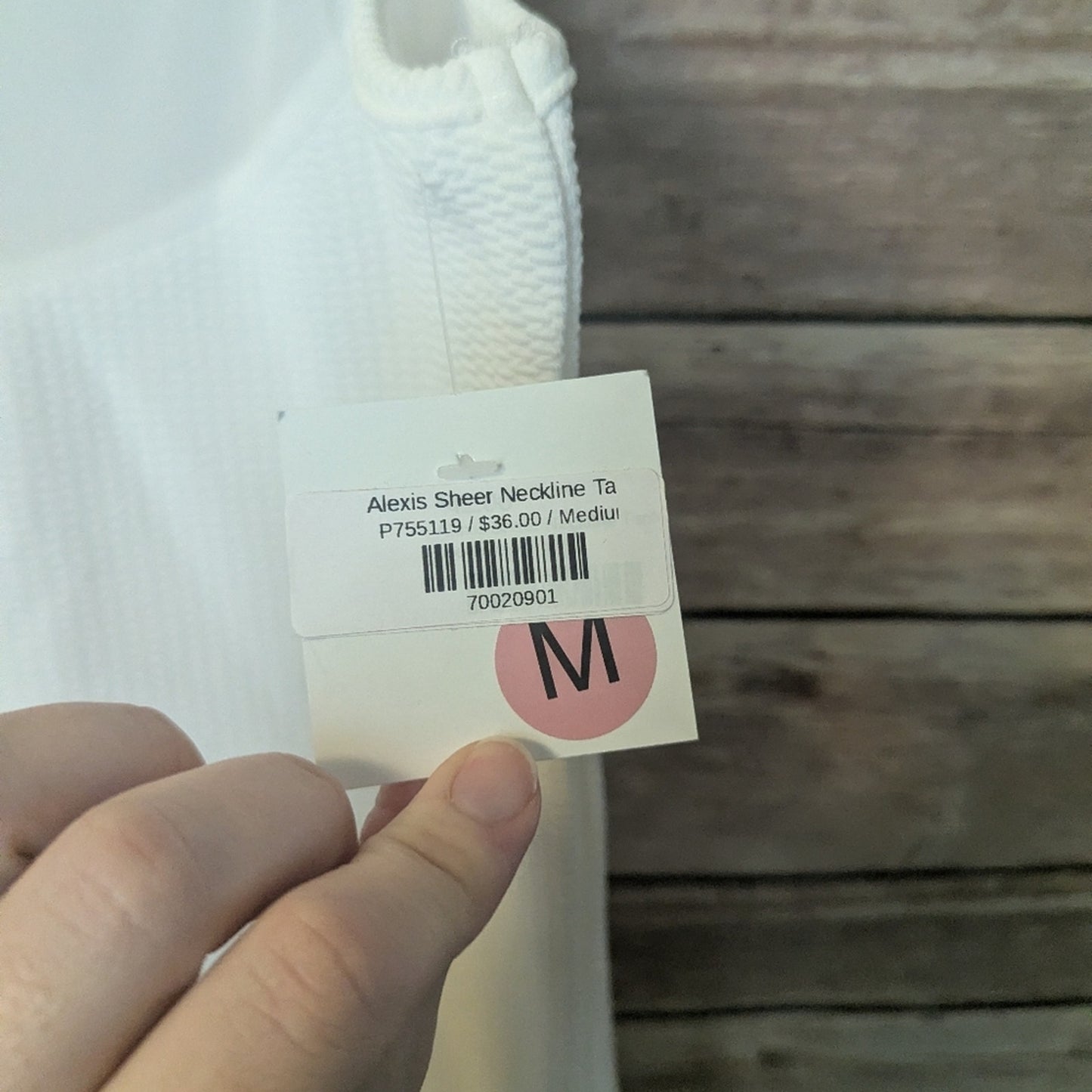 NWT White Textured Tank Top Size M – Sheer Mesh Yoke Sleeveless Blouse C36