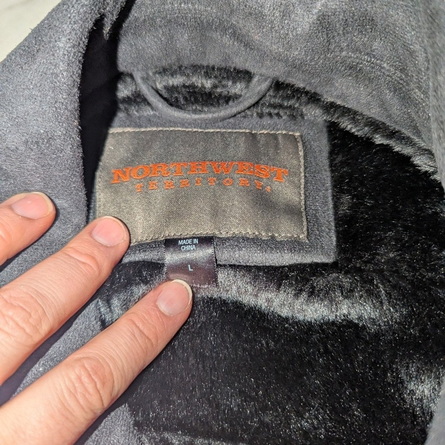 Northwest Territory Charcoal Black Zip Up Coat. Sz L #E3