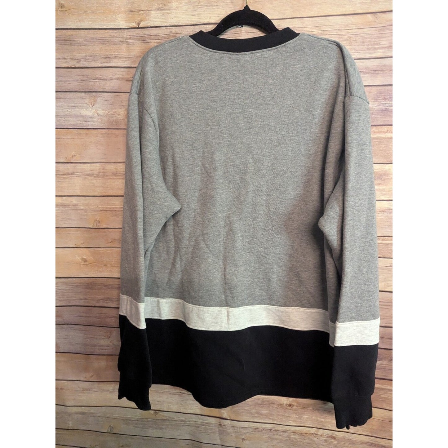 Chicago Blackhawks NHL Lace Up Sweatshirt Women’s XL Gray Black Hockey Pullover
