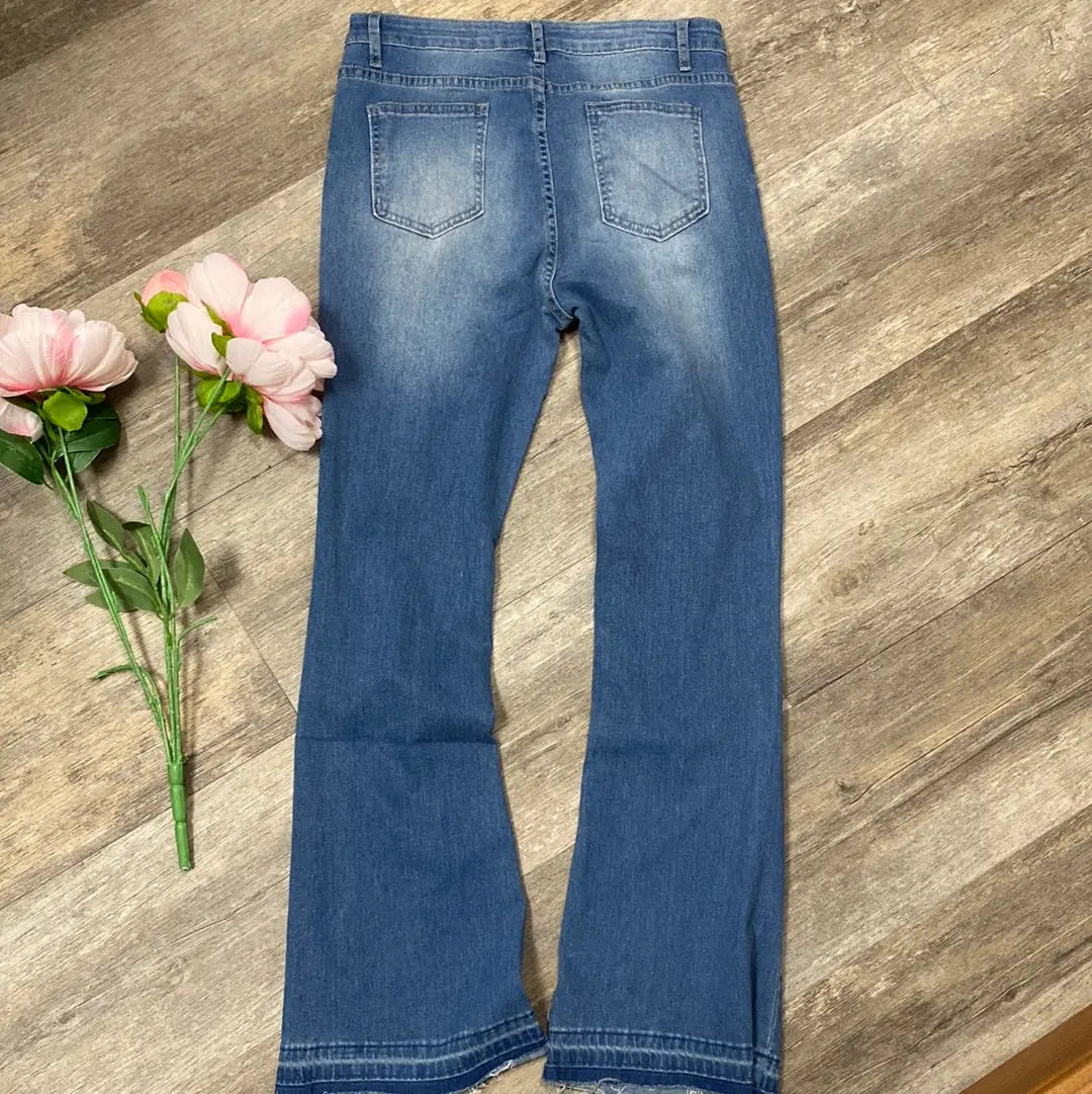 Medium Wash Jeans Raw Hem - Scarlett's Riverside Boutique 