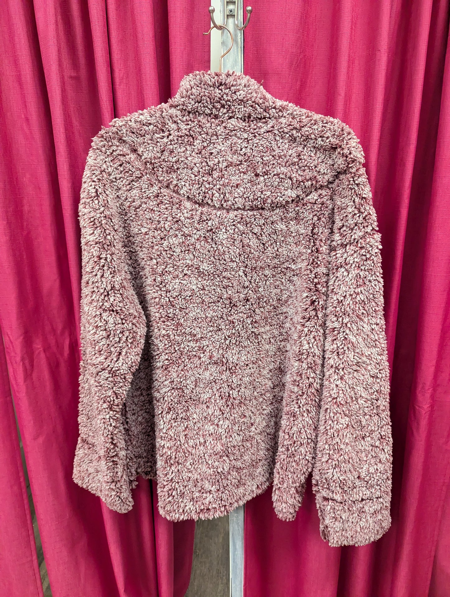 Plus size pink Sherpa - Scarlett's Riverside Boutique 