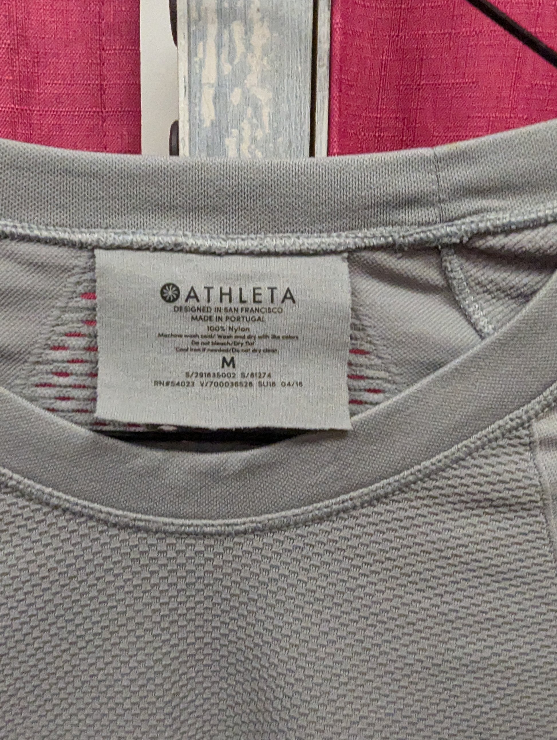 Athleta womens LS grey top RS 71 - Scarlett's Riverside Boutique 