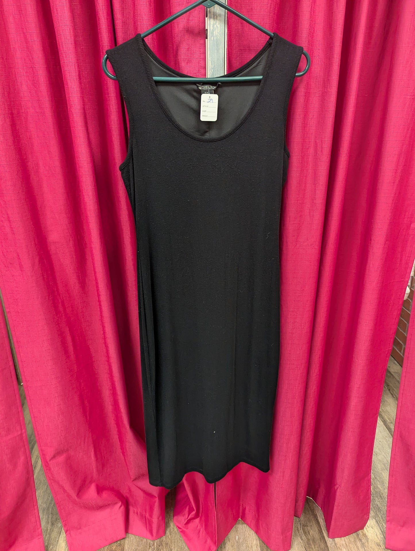 Rachel Zoe black midi dress. Size M. RS 29