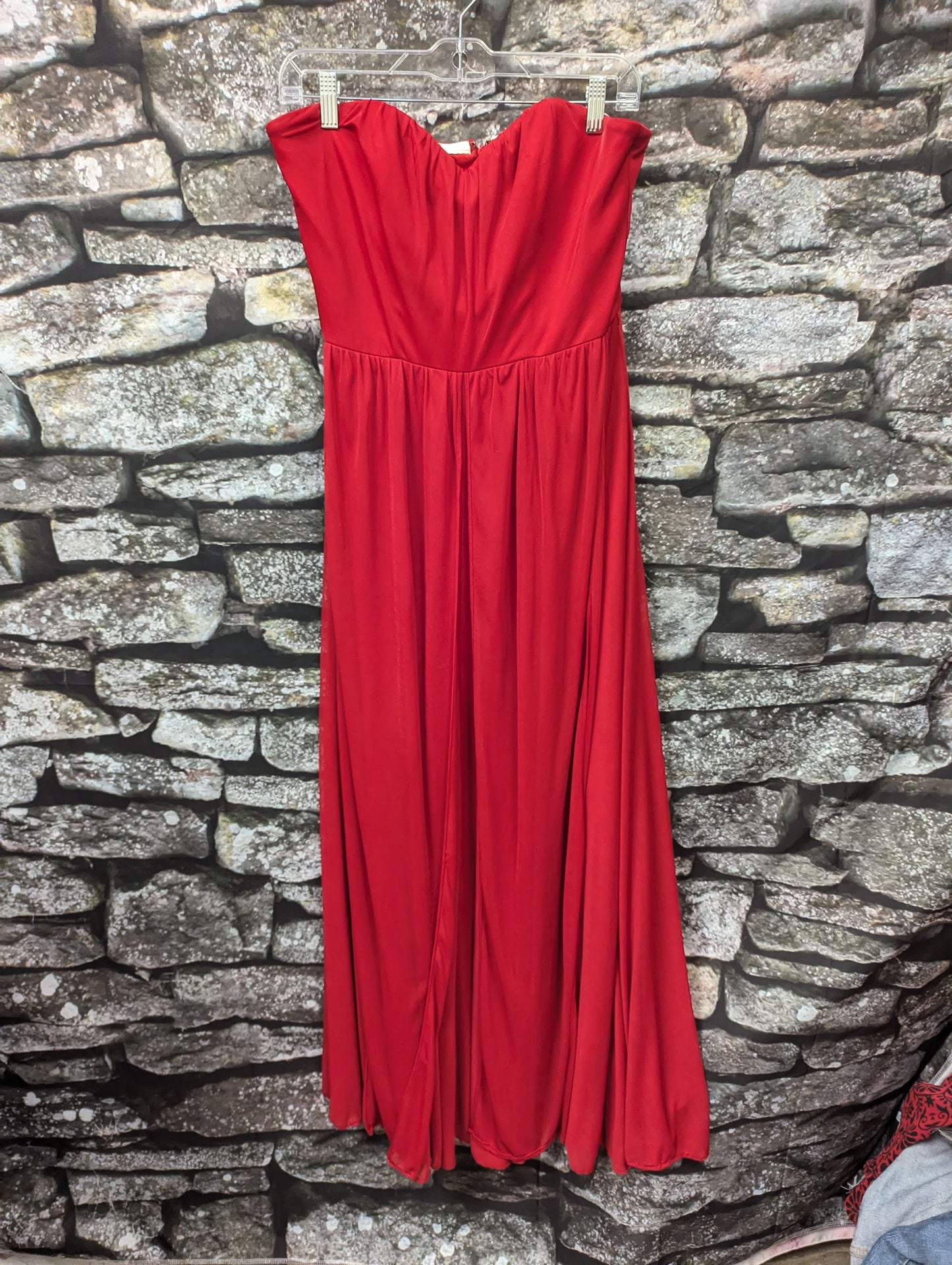 Gigi red strapless formal dress. Size 10. RS-77