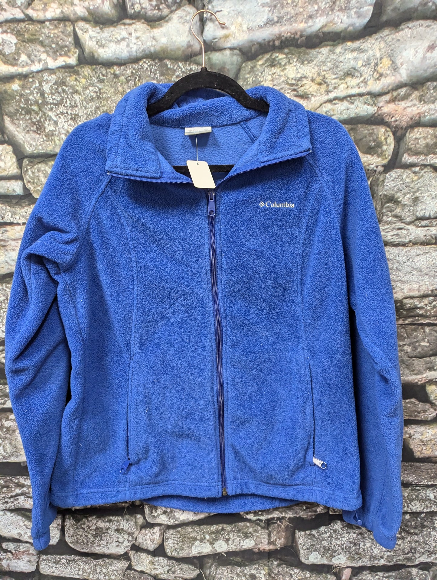 Blue fleece Columbia zip up jacket. Size L. RS 58