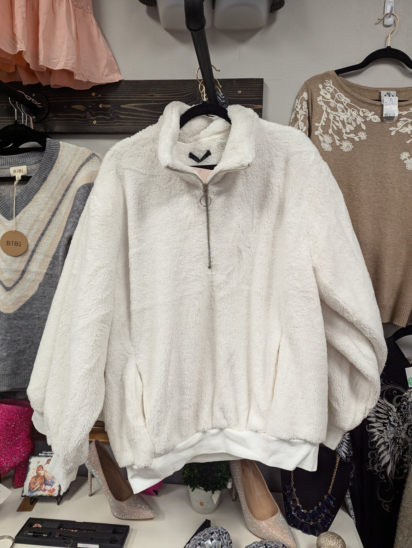 Fleece white pullover - Scarlett's Riverside Boutique 