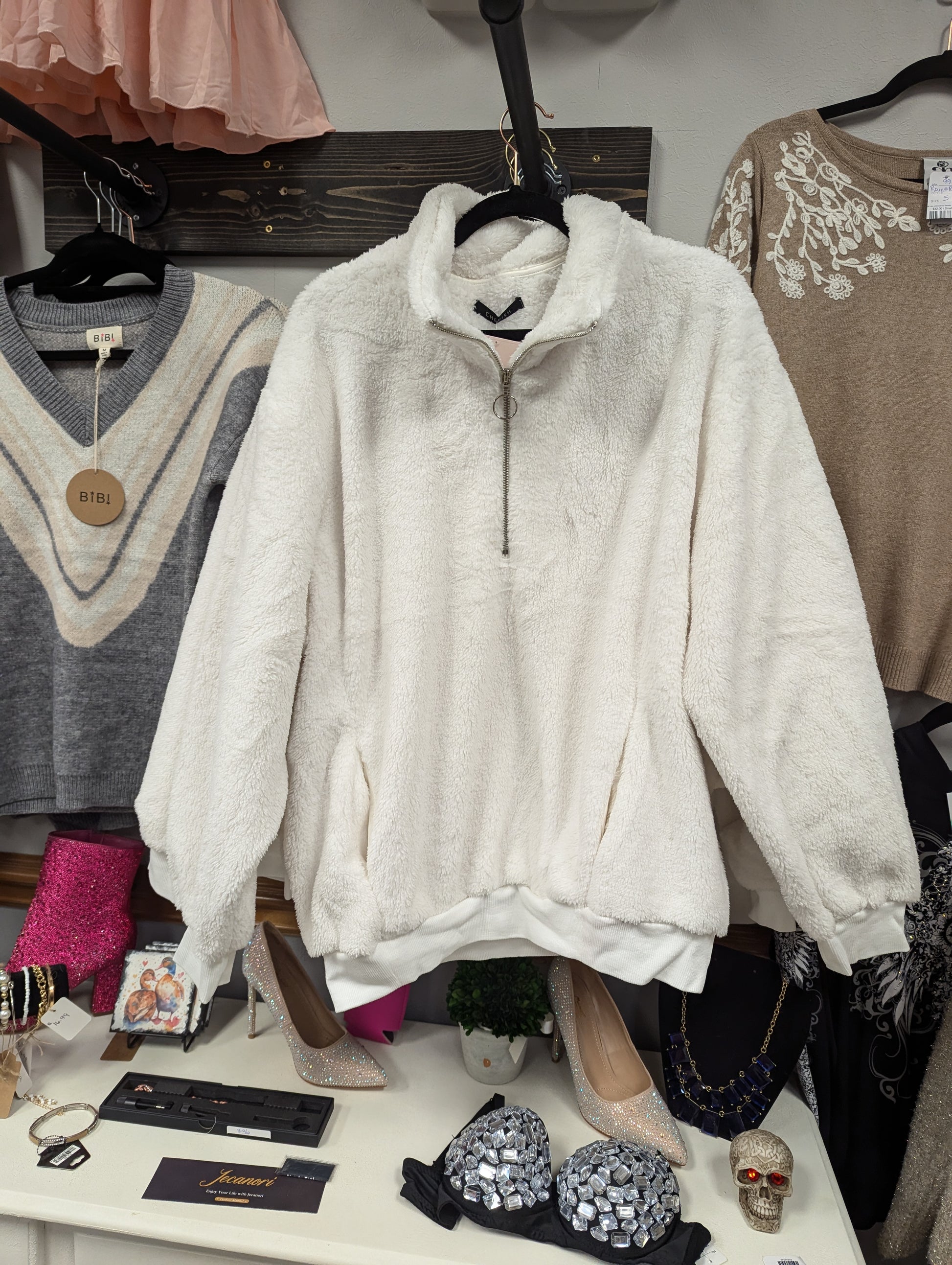 Fleece white pullover - Scarlett's Riverside Boutique 