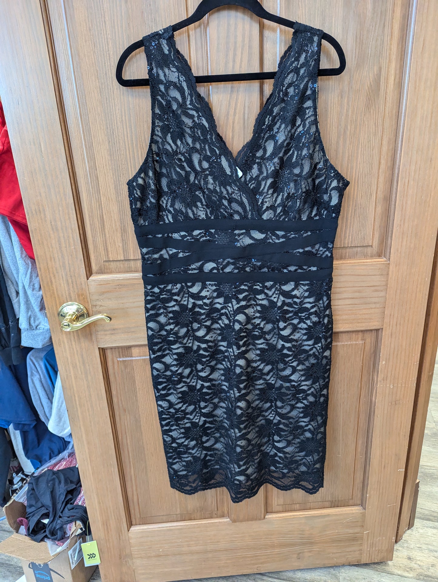 Black lace dress, size 16 - Scarlett's Riverside Boutique 