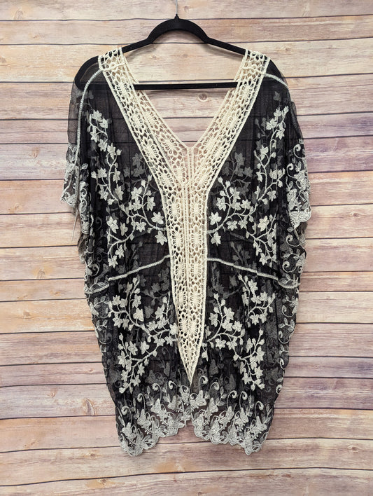 Lace, embroidered, crochet kimono. OS