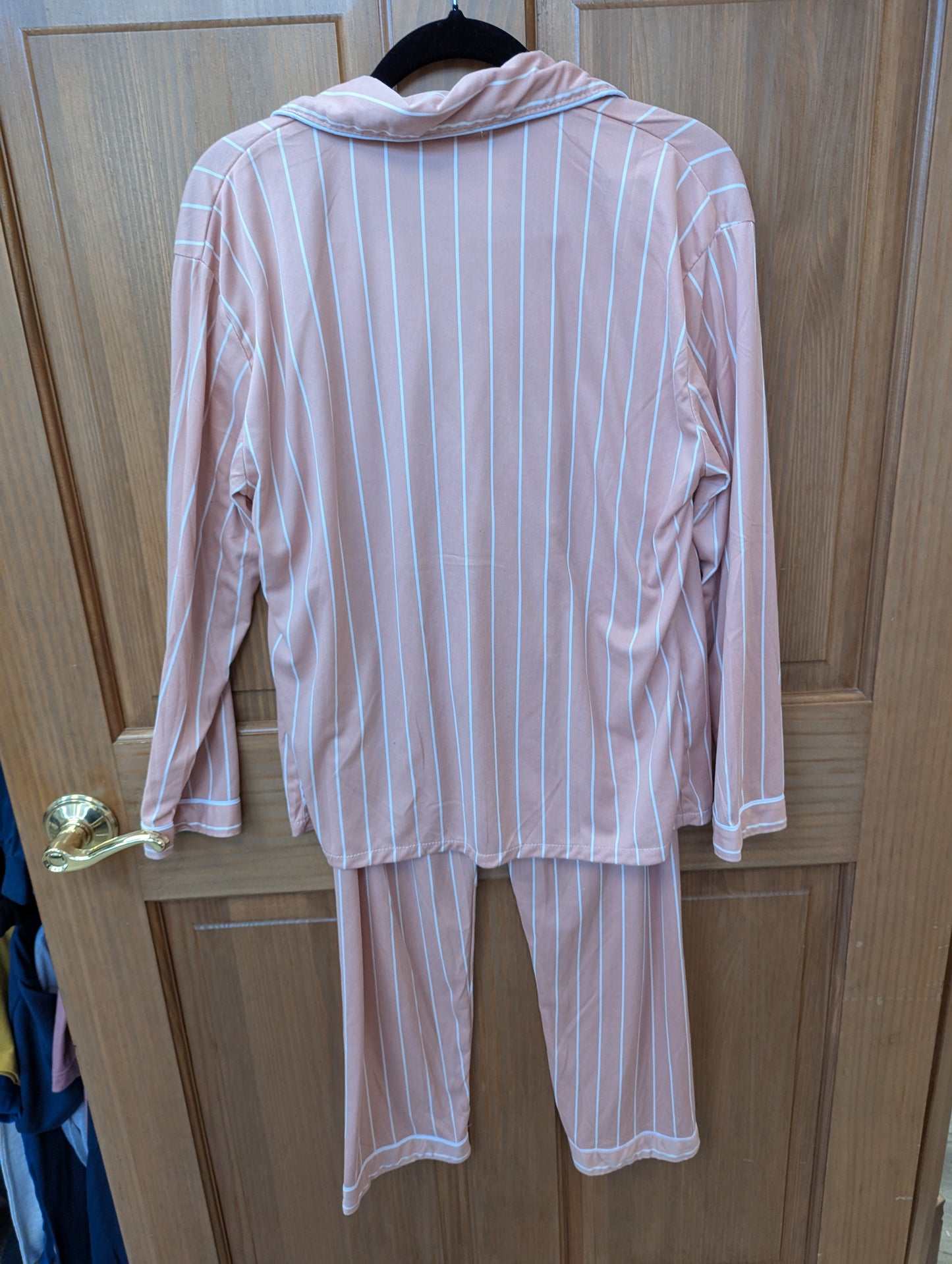 Pink striped PJ set. M/L RS 99