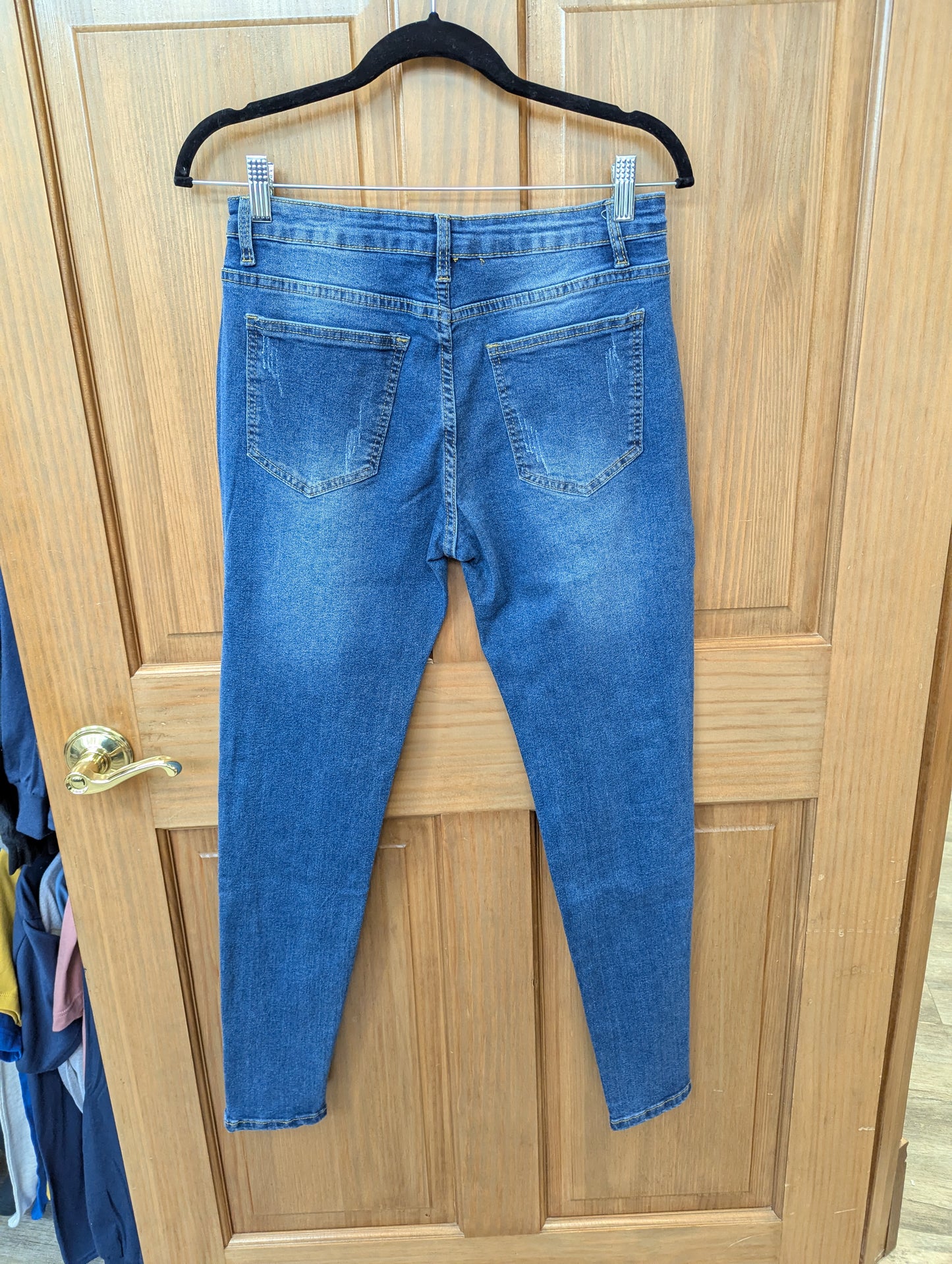 Straight leg, studded accent denim jeans. Size 28" inseam 29"