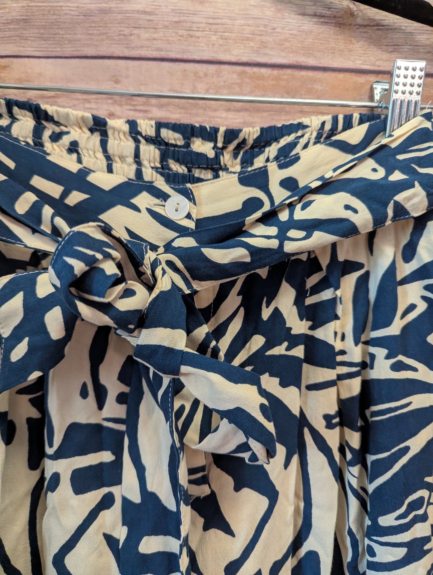 Patrons of Peace linen pants, size XS