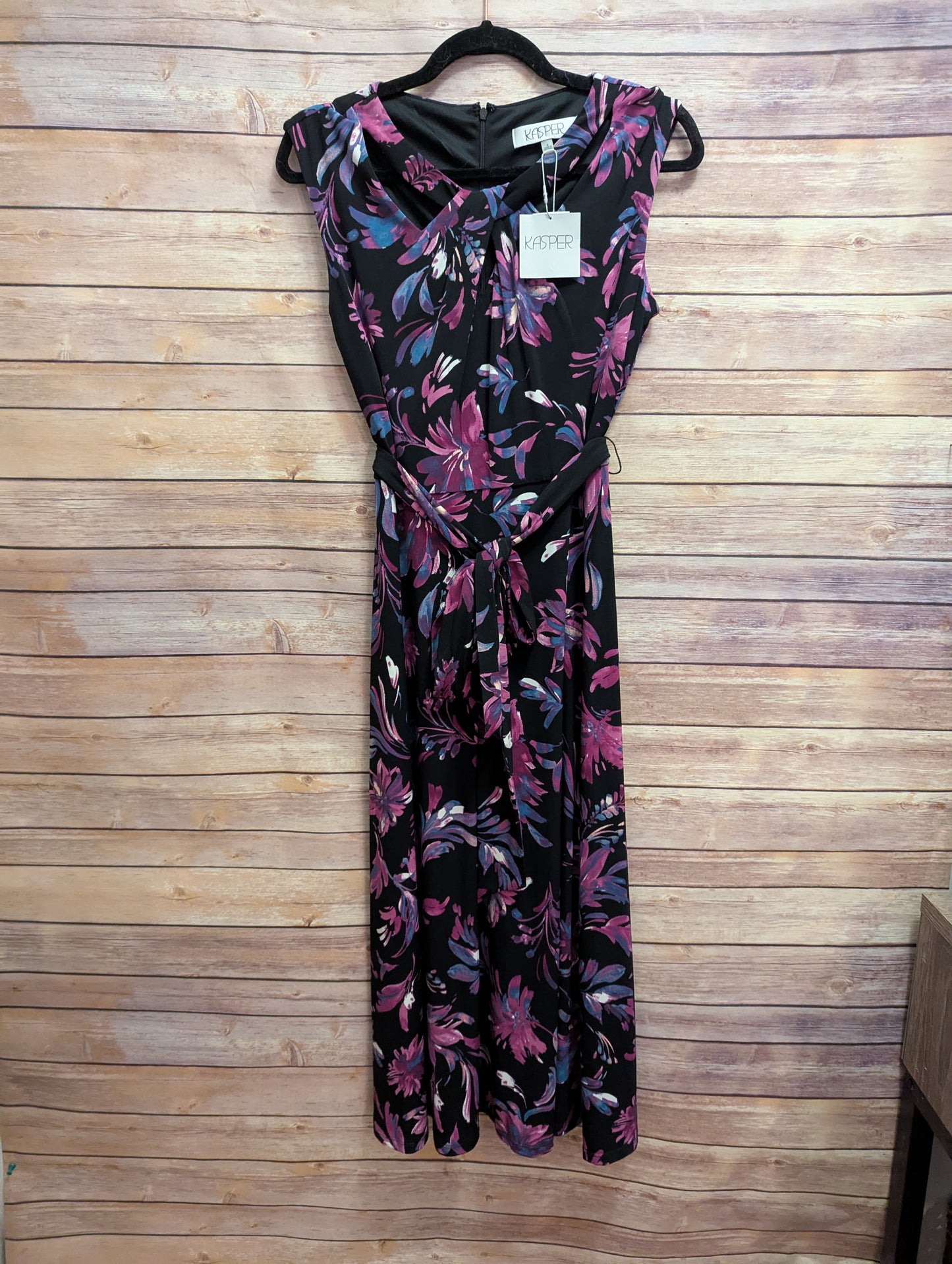 NWTs, Kasper Women's Midi Dress, Cap Sleeve Twist. Sz 4. #97