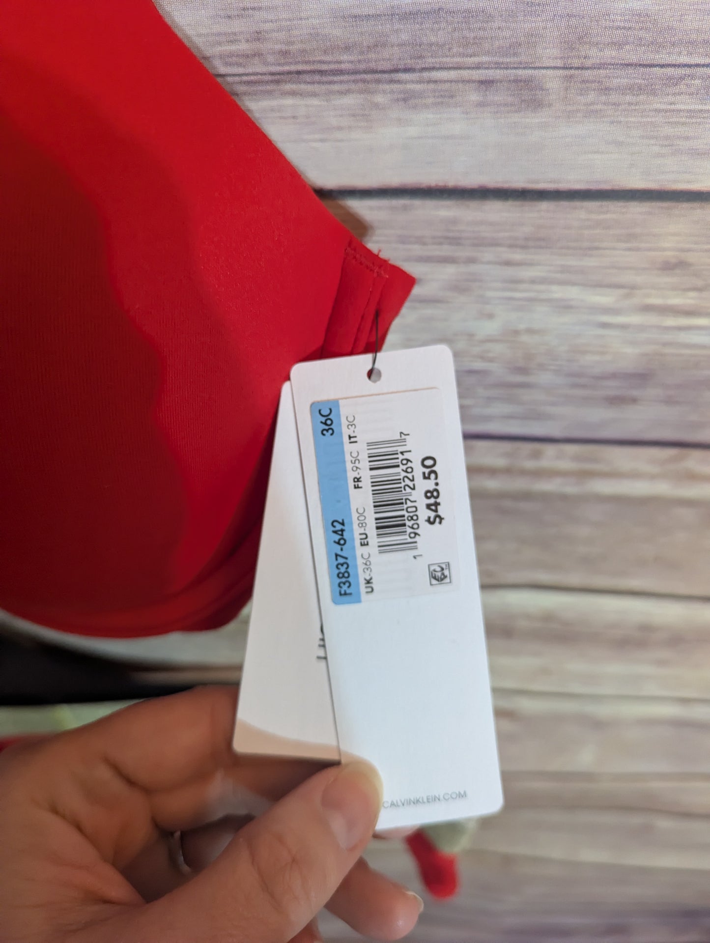NWTs, Red Calvin Klein flex bra. 36C. #97