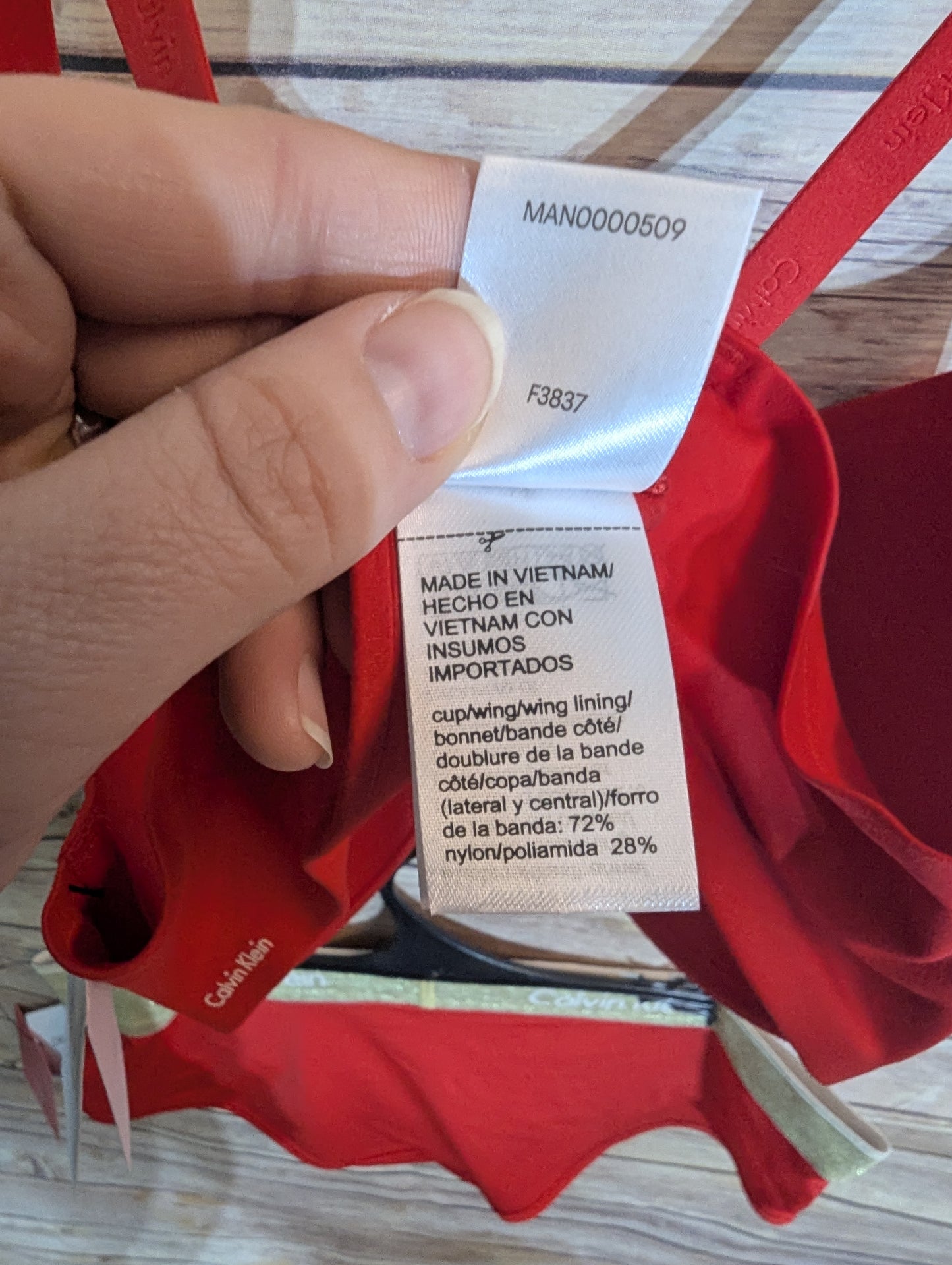 NWTs, Red Calvin Klein flex bra. 36C. #97