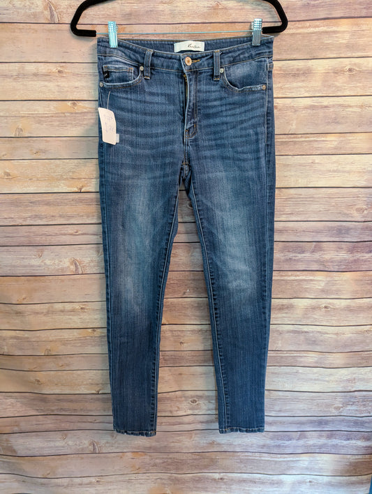 Kancan straight leg mid rise denim jeans. Sz 9.