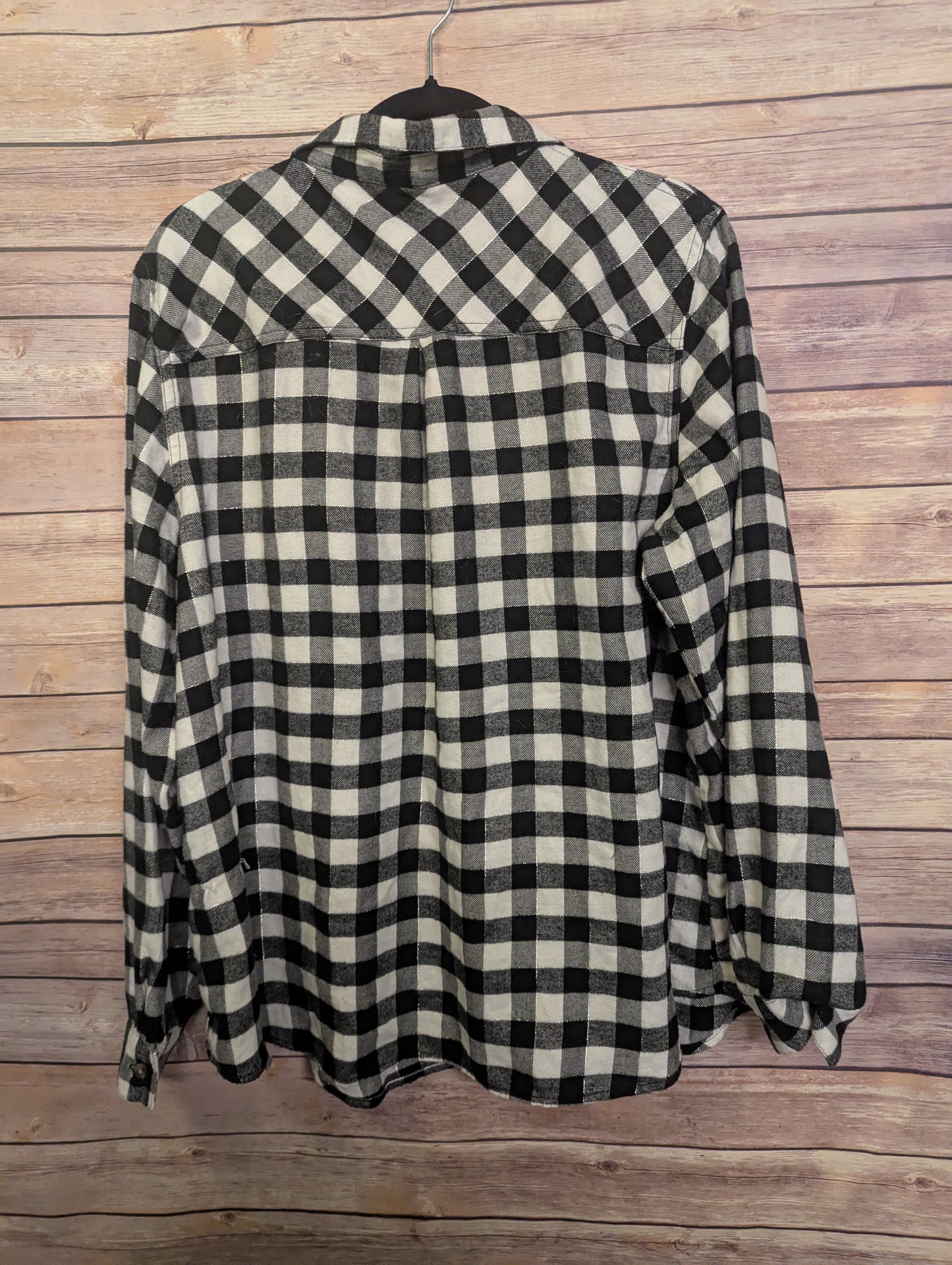 Maurices Buffalo Plaid Button Down Shirt Size 2XL BLK,WT Shimmer #C9