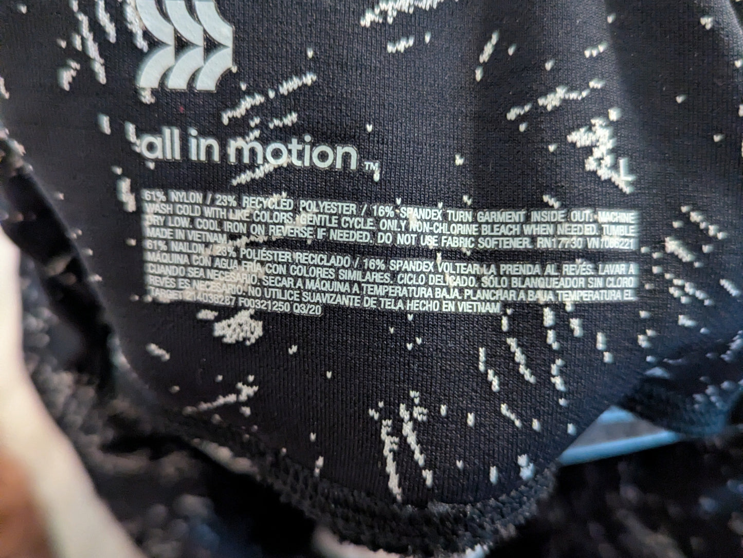 All In Motion Leggings Women’s Size Large Black White Printed High Rise Pocket