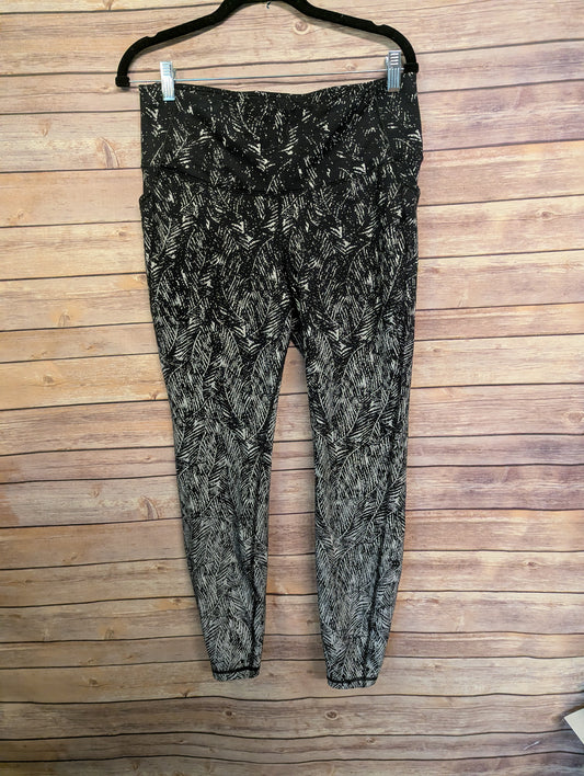 All In Motion Leggings Women’s Size Large Black White Printed High Rise Pocket