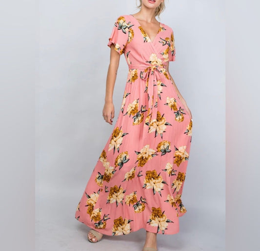 Pink Floral Maxi, size L. RS 29