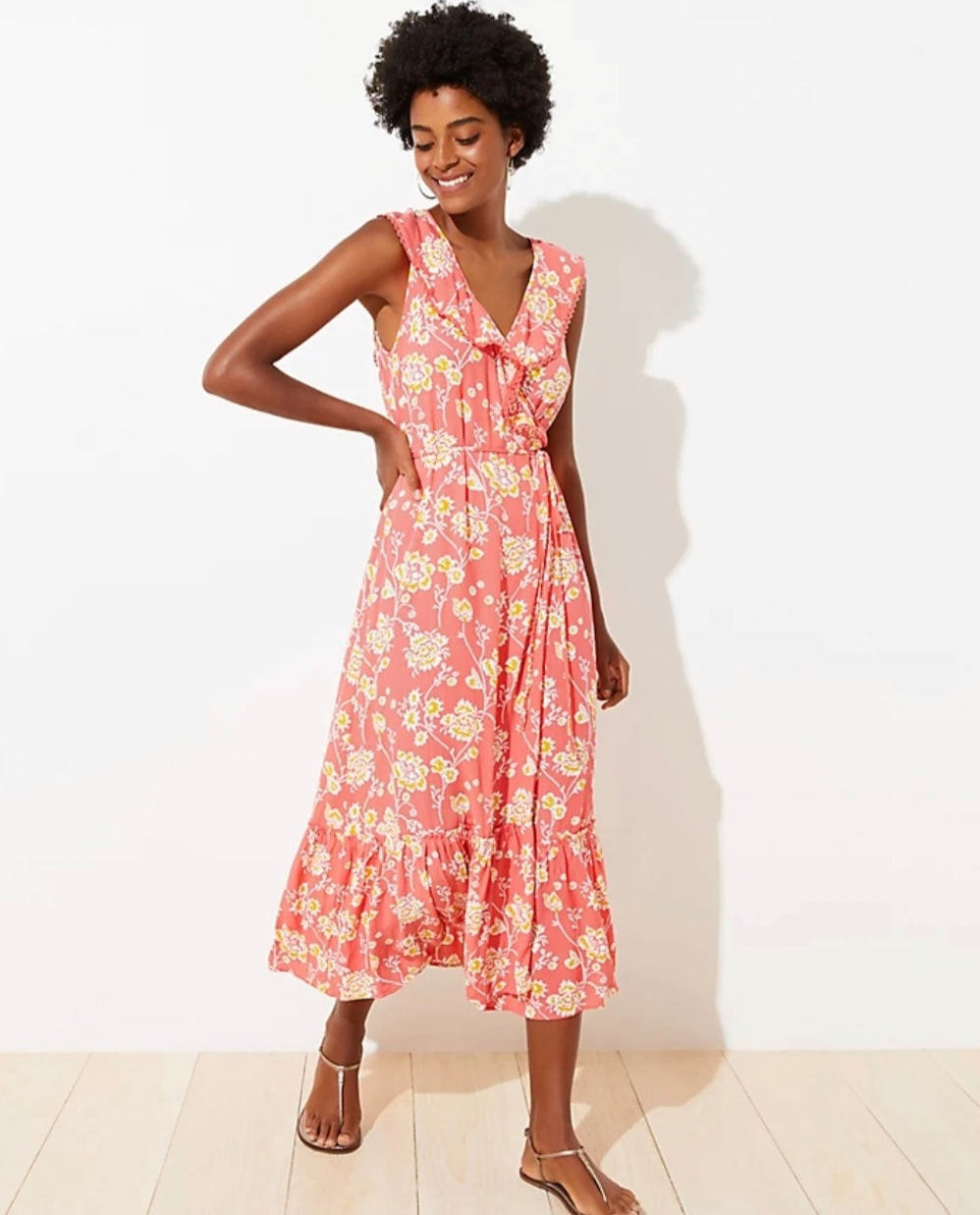 loft beach wrap dress Beach. Pink Floral Wrap. Size S. RS 29 Color:PASTEL CORAL