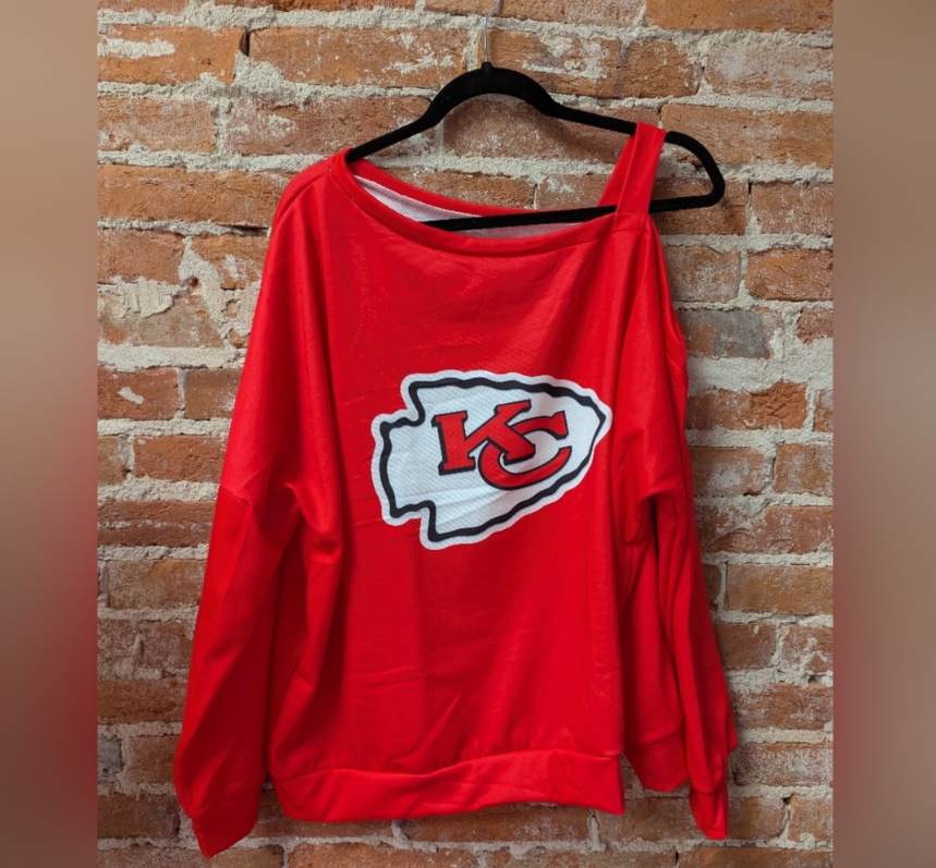 Cold shoulder KC top