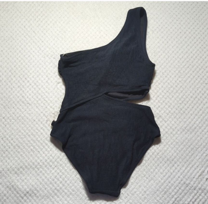 Michael Kors Black One Shoulder Cutout Ribbed One-Piece Swimsuit Sz 12. #A25