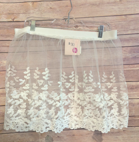 Size XXL White Lace Mesh Mini Skirt Sheer Floral Embroidered. #A87
