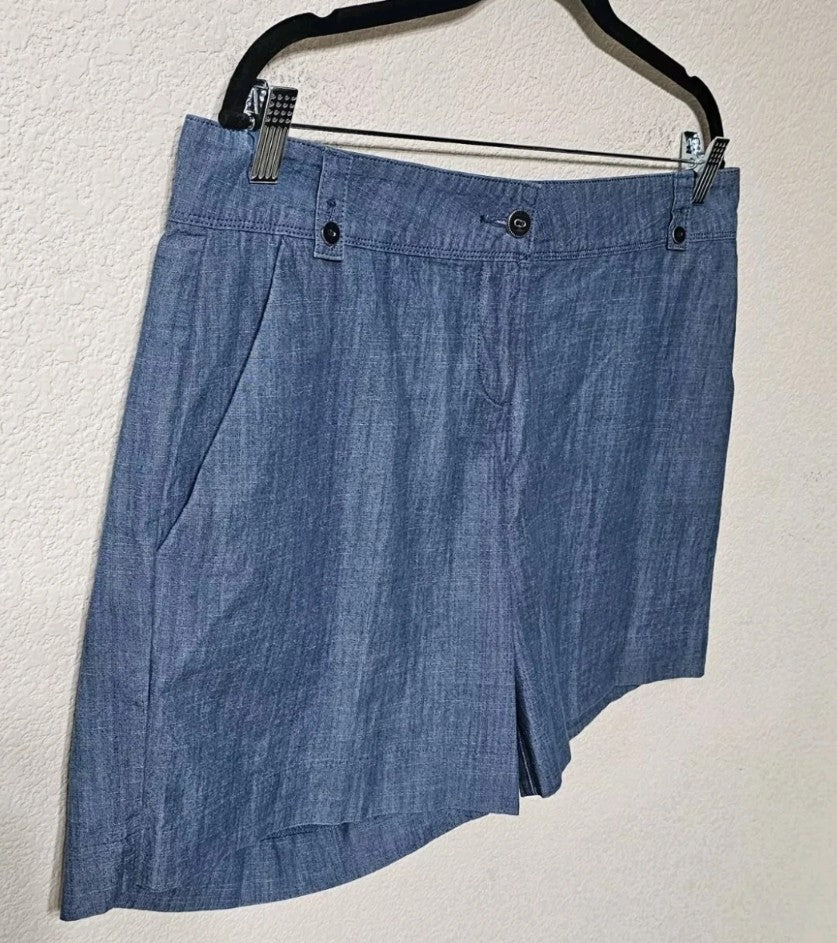 Isaac Mizrahi Shorts, Sz. 12 Chambray Mid Rise 100% Cotton. #B6