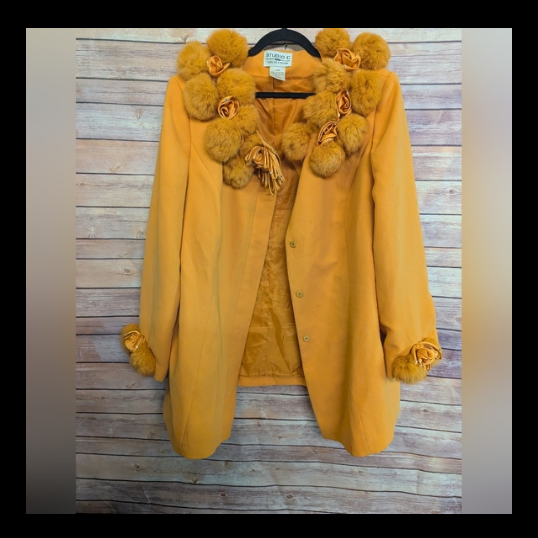 Studio C Collection Coat Women’s 24W Mustard Faux Fur Pom Statement Blazer