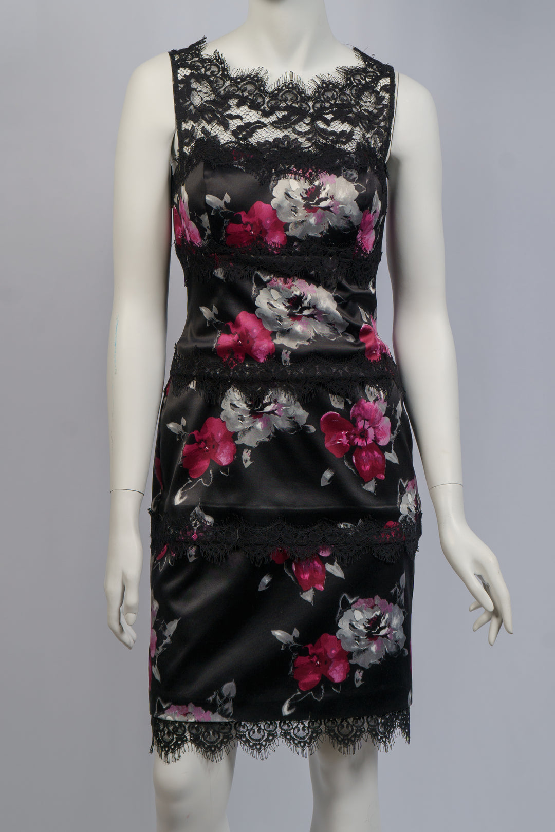 White House Black Market Black Floral Lace Sheath Dress Size 14 Cocktail Party. RS 83