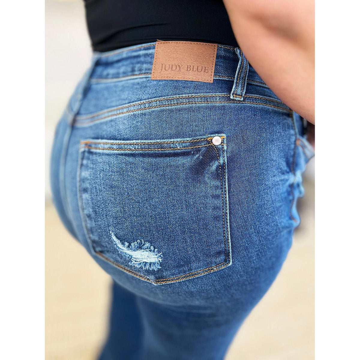 Judy Blue Full Size Mid Rise Distressed Raw Hem Jeans. 32" inseam