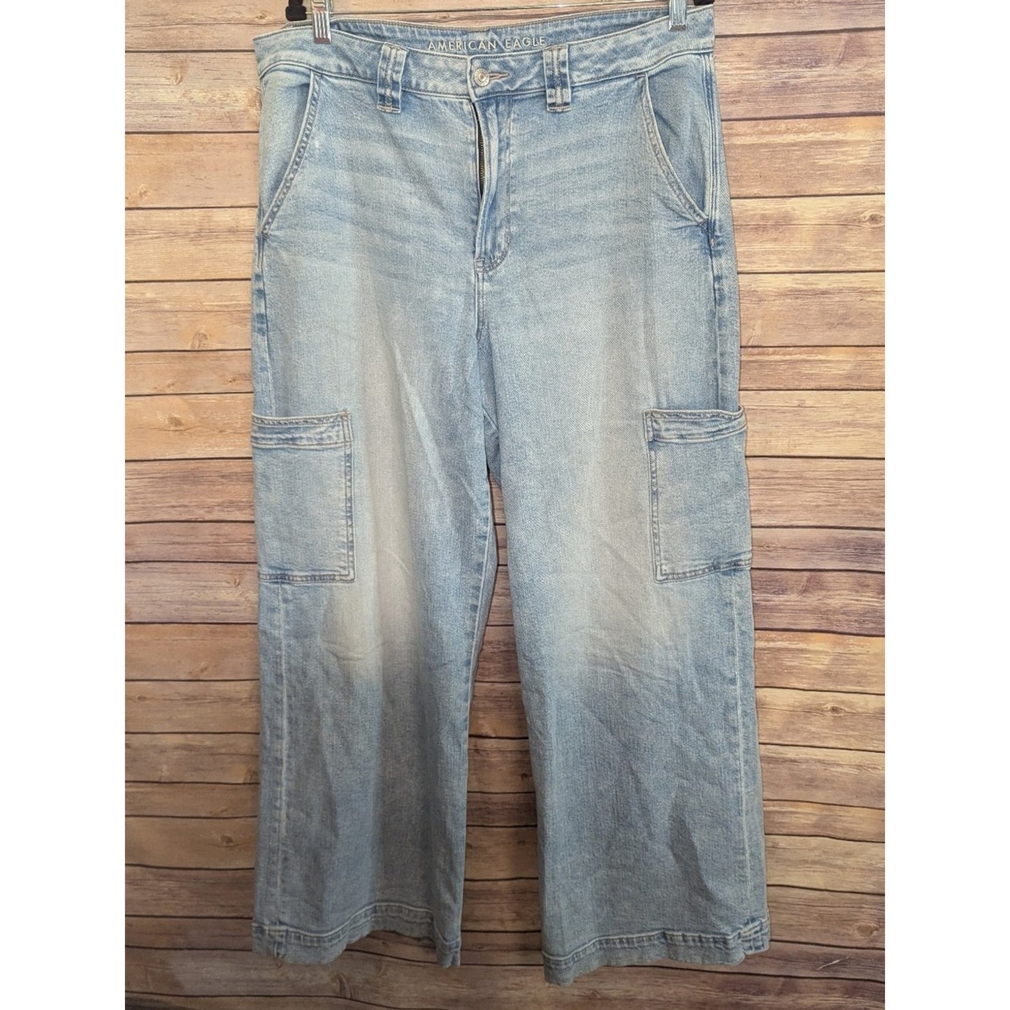American Eagle Women’s Light Wash Wide Leg Cargo Jeans Utility Denim Pants S 12