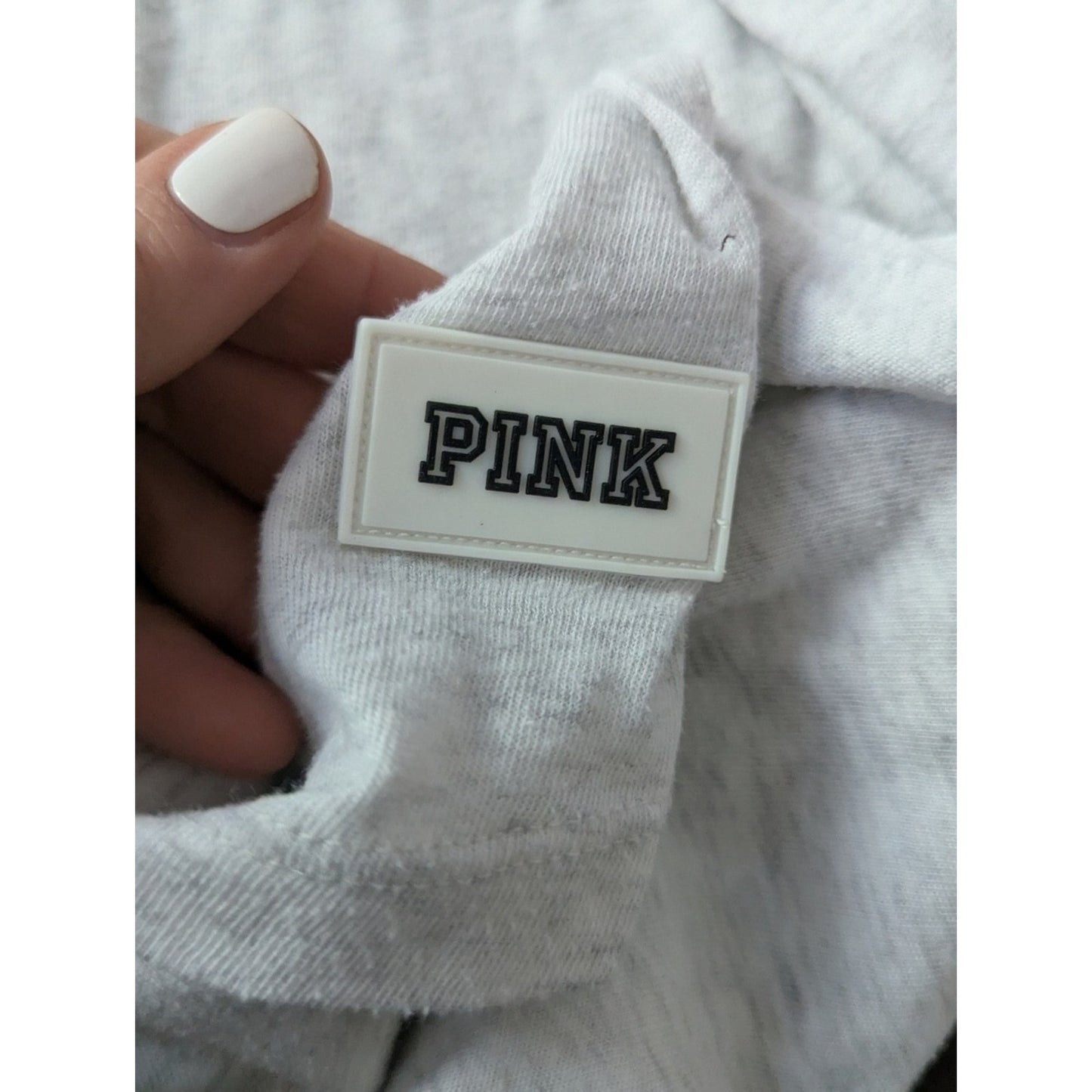 PINK Victoria’s Secret V Neck Tee Women’s Large Grey Black Logo Short Sleeve